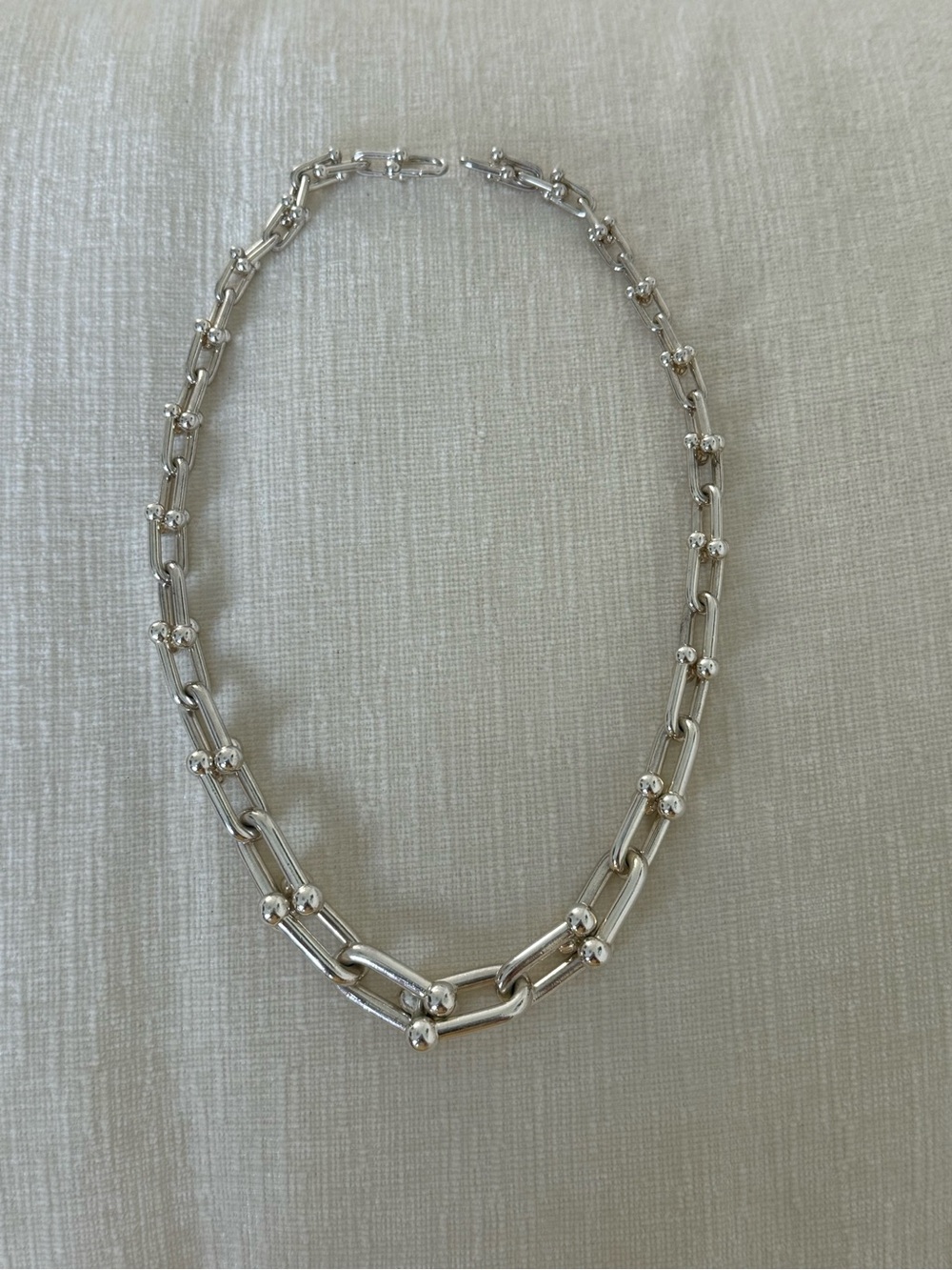 Tiffany co graduated hardware necklace 18 inch